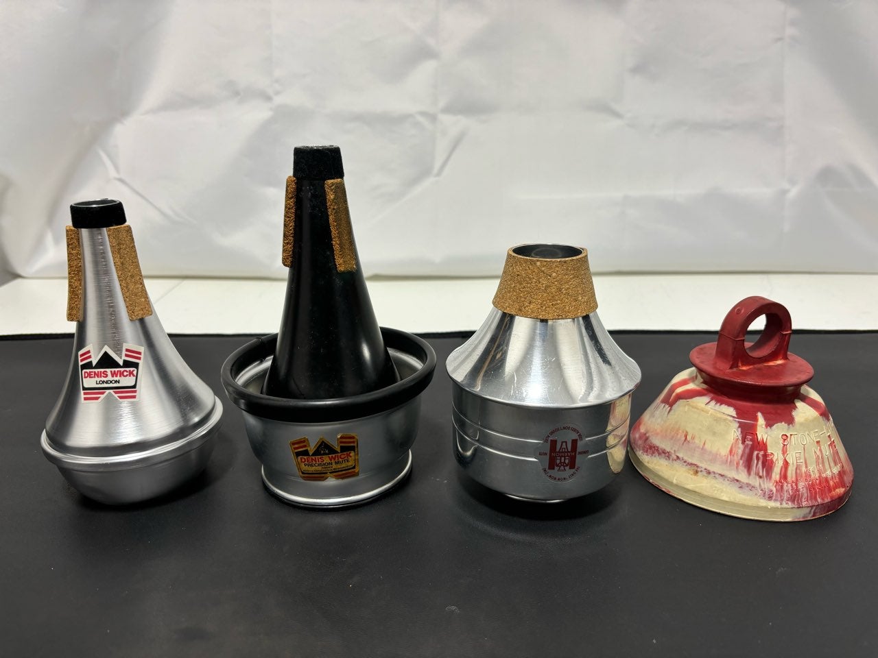 郵送買取 新品5台以上送料無料キャンペーン中！！  管楽器アクセサリー レンタル】 トランペット用ミュート 4点 管楽器・吹奏楽器